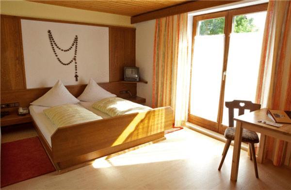 Hotel Restaurant Kroell Wängle Extérieur photo